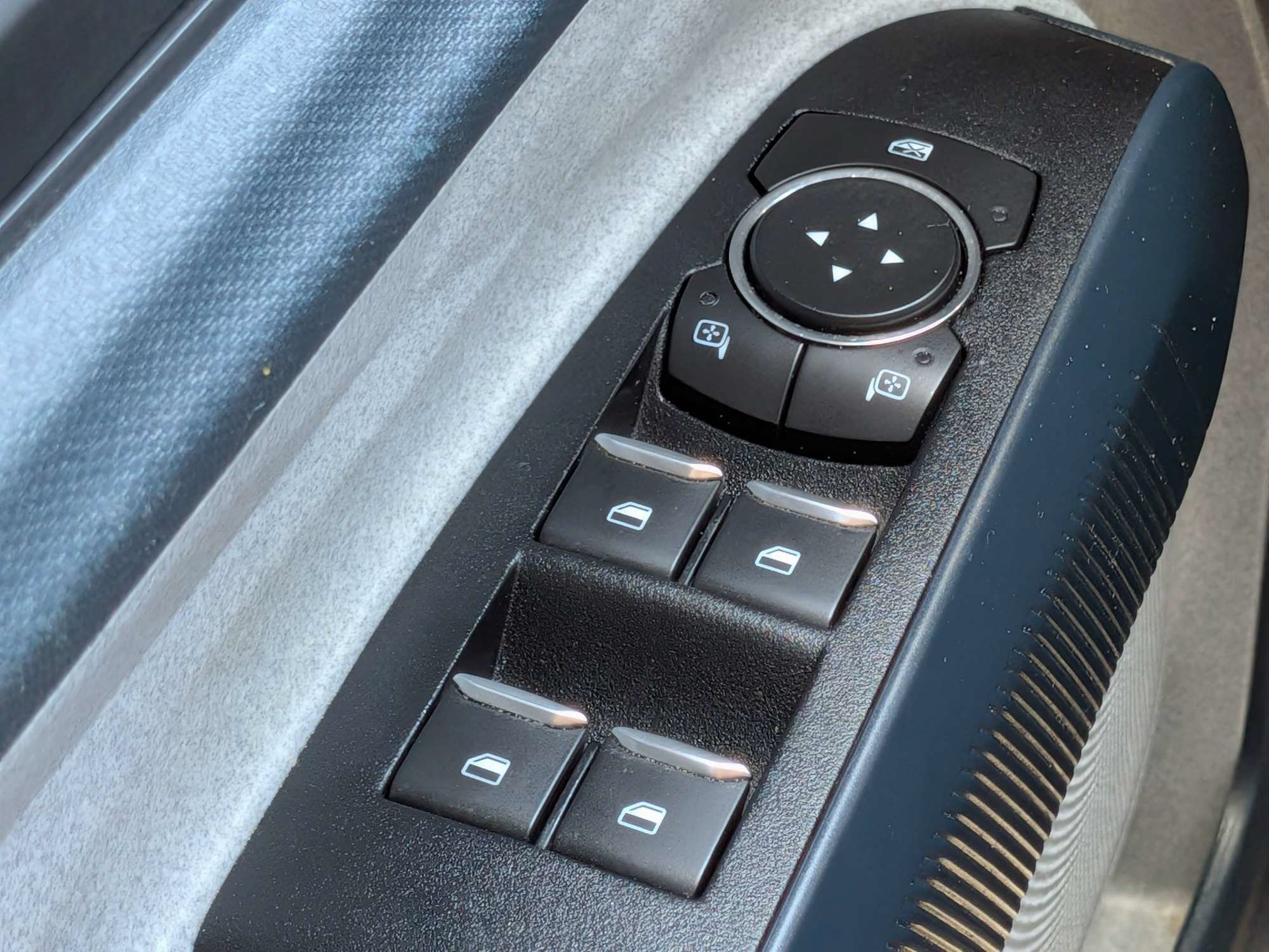 Used 2022 Ford Maverick XLT FWD image 28