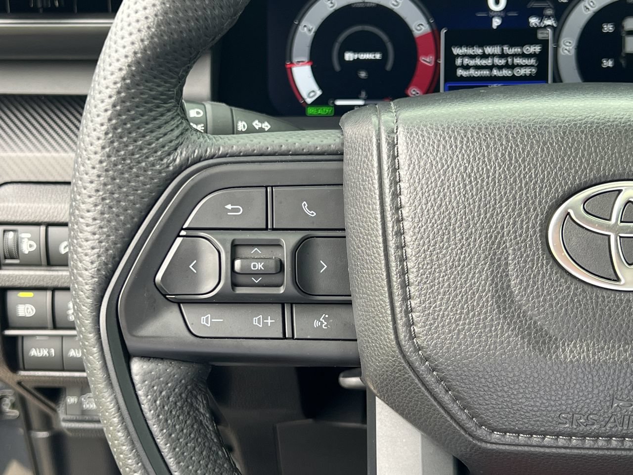 Used 2025 Toyota Tacoma TRD Pro AWD/4WD image 12