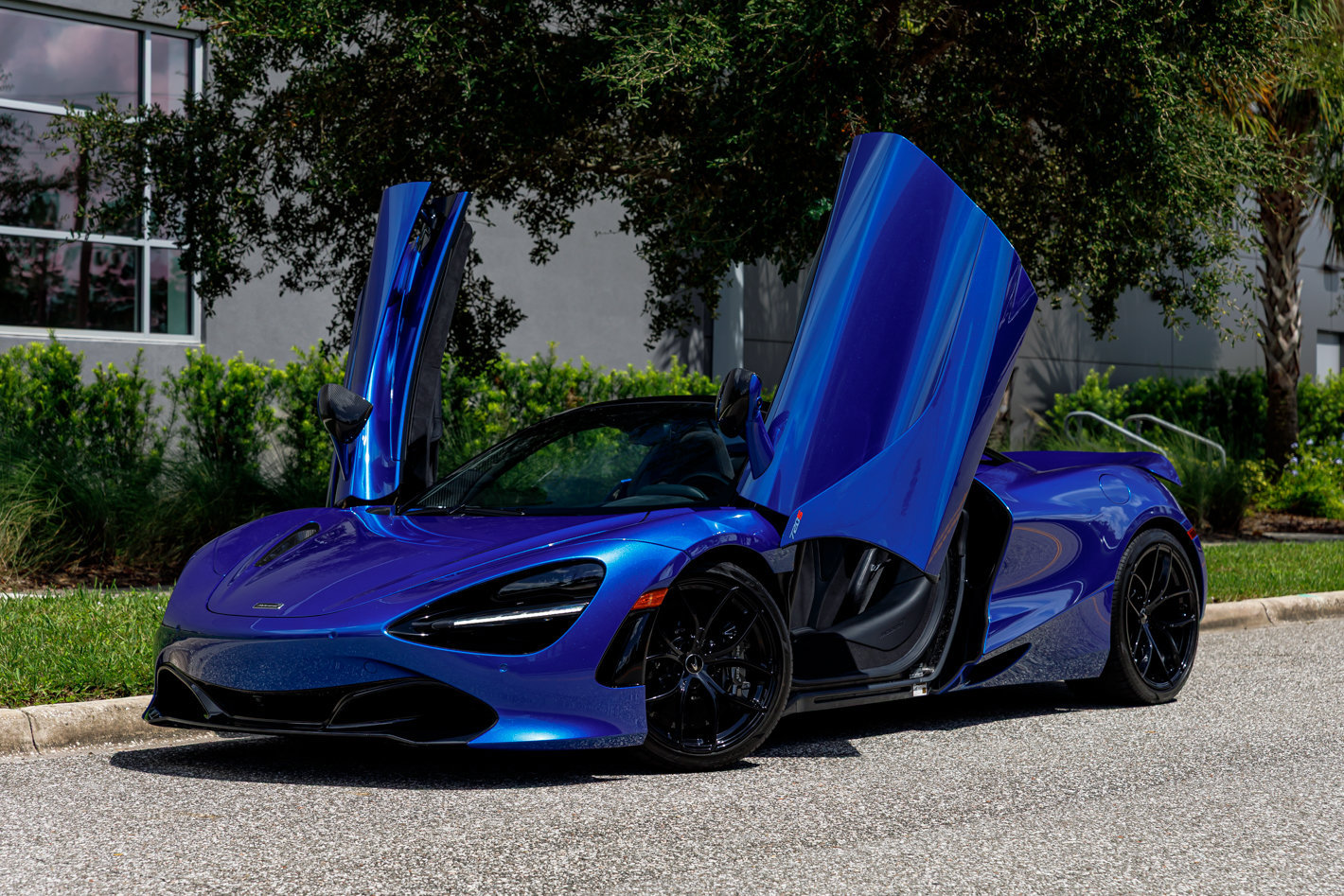 Used 2022 McLaren 720S Luxury RWD image 48