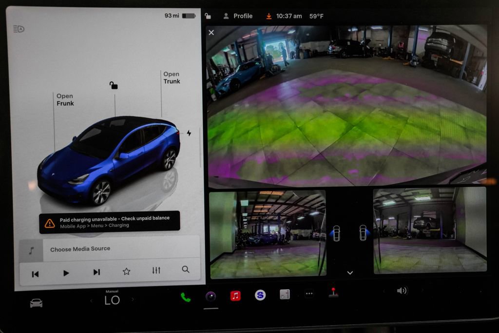 Used 2023 Tesla Model Y Performance AWD/4WD image 29