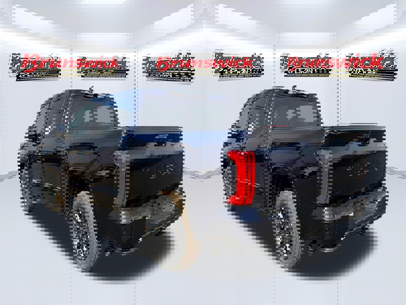 New 2026 Toyota Tundra Platinum image 4