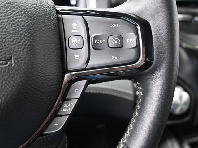 Used 2024 RAM 1500 Limited image 33