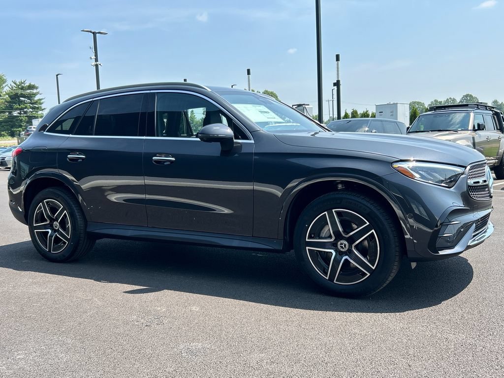 New 2026 Mercedes-Benz GLC 300 4MATIC image 2