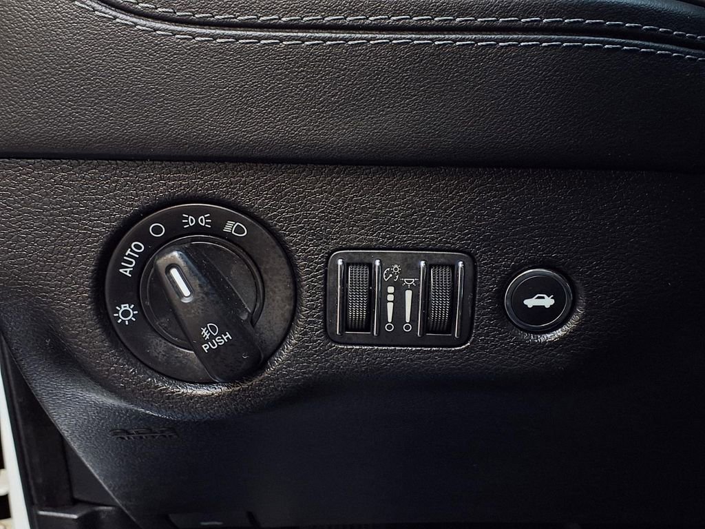 Used 2023 Dodge Charger Scat Pack w/ Plus Group RWD image 13