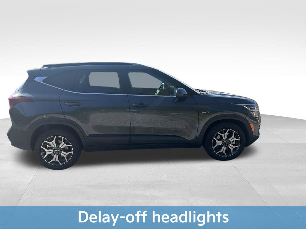 Used 2023 Kia Seltos EX AWD/4WD image 47
