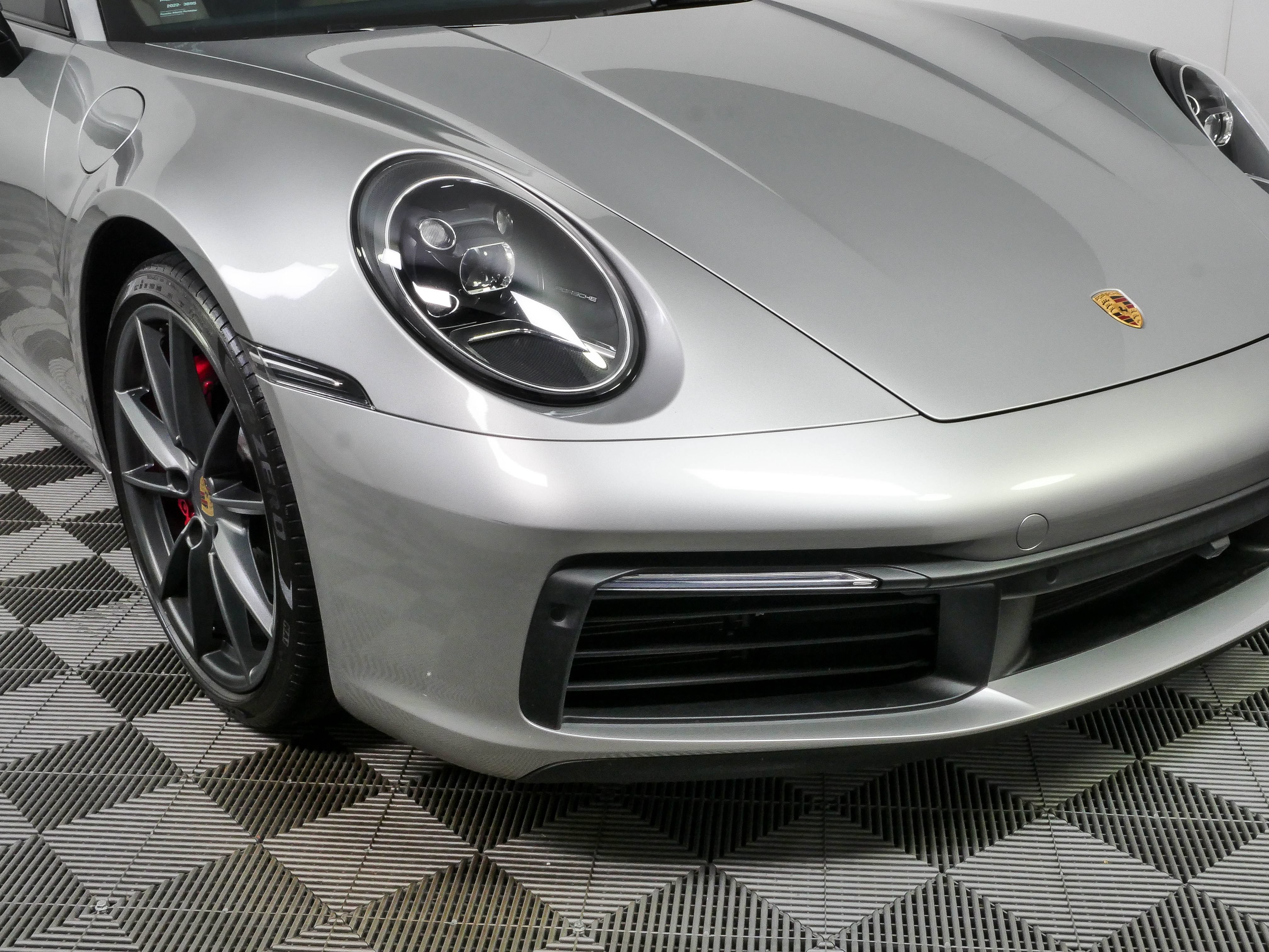 Certified 2022 Porsche 911 Carrera RWD image 35