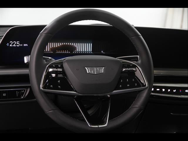Certified 2024 Cadillac Lyriq Luxury AWD/4WD image 8