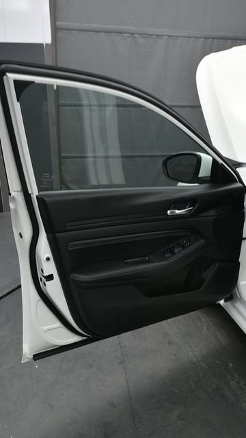 Used 2020 Nissan Altima 2.5 S FWD image 10