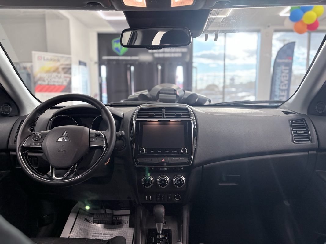 Used 2026 Mitsubishi Outlander Sport LE AWD/4WD image 15