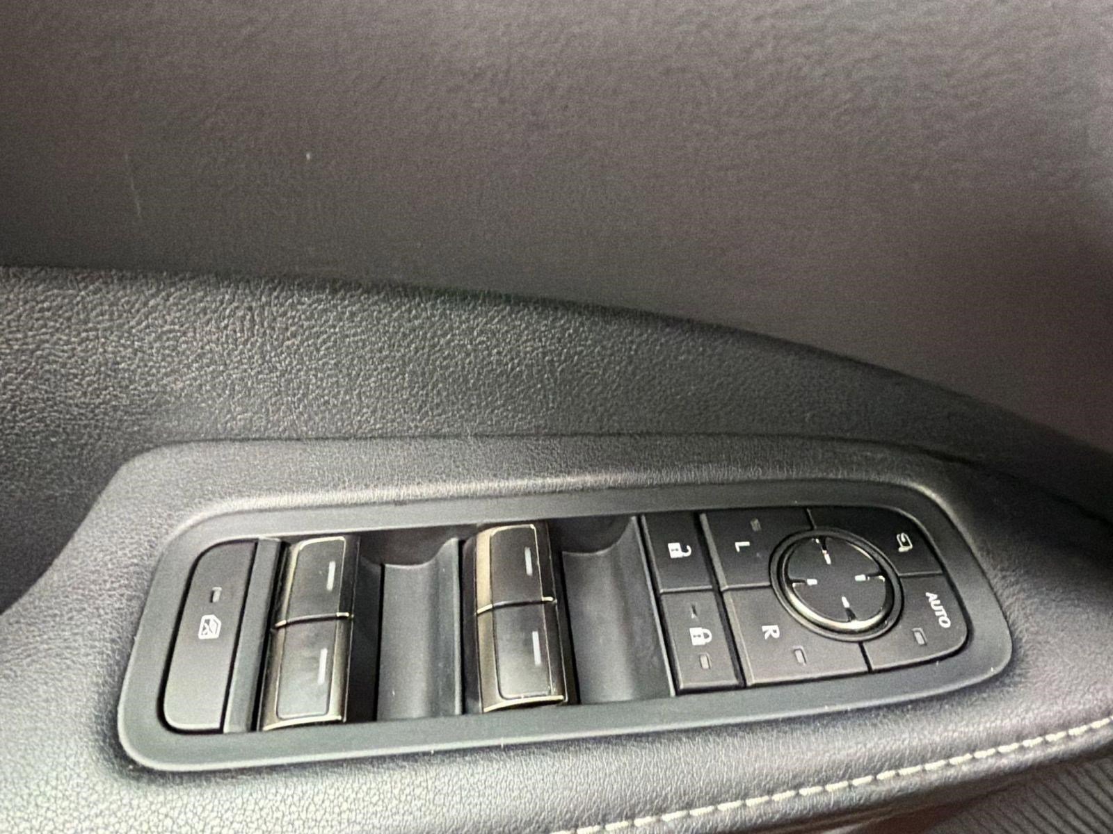 Used 2023 Lexus RX 350 Premium w/ Accessory Package image 11