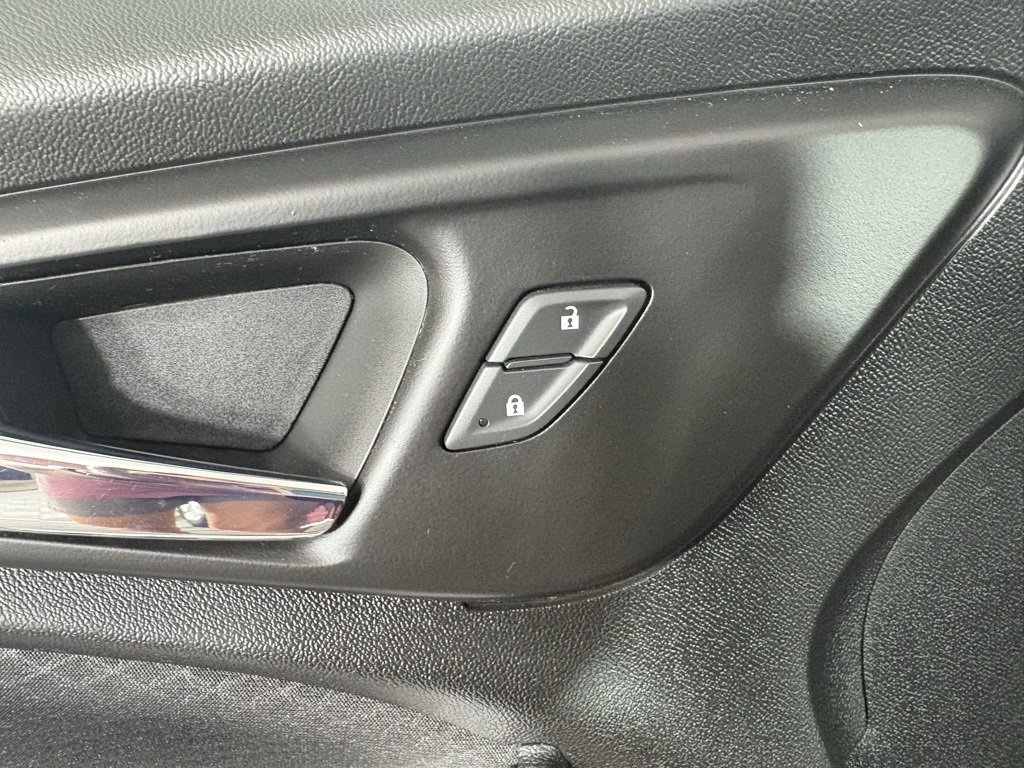 Used 2022 Chevrolet Malibu LT image 13