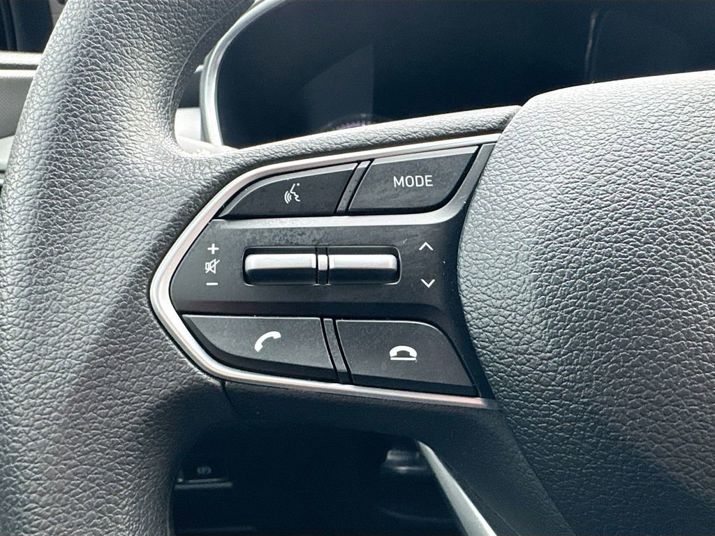 Used 2023 Hyundai Santa Fe SE w/ Cargo Package image 9