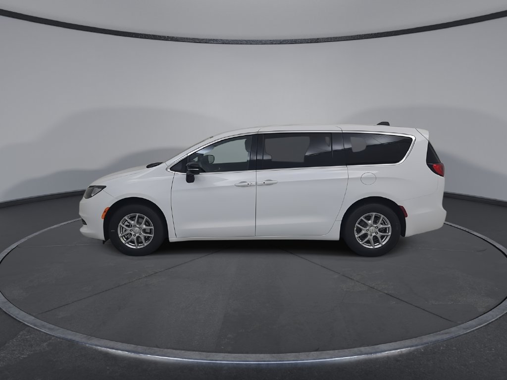 New 2027 Chrysler Pacifica LX FWD image 9