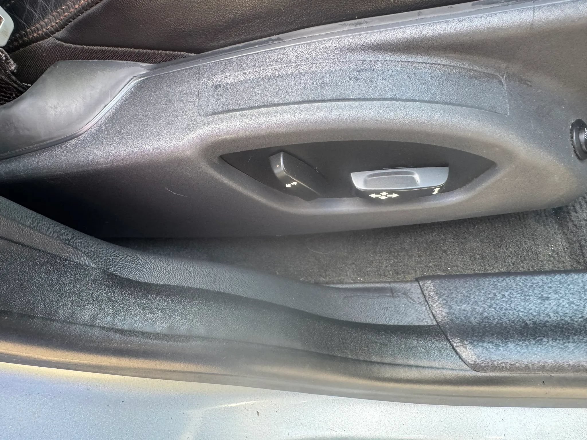 Used 2011 Volvo XC60 3.2 FWD image 34
