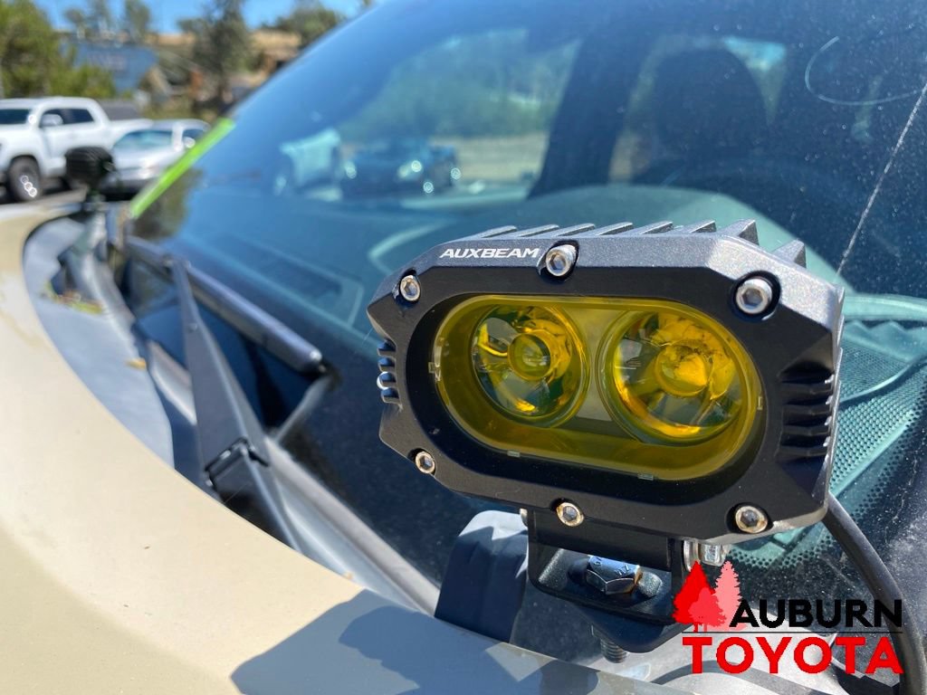 Used 2018 Toyota Tacoma TRD Sport AWD/4WD image 15