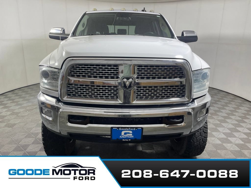 Used 2014 RAM 3500 Laramie w/ Convenience Group AWD/4WD image 3