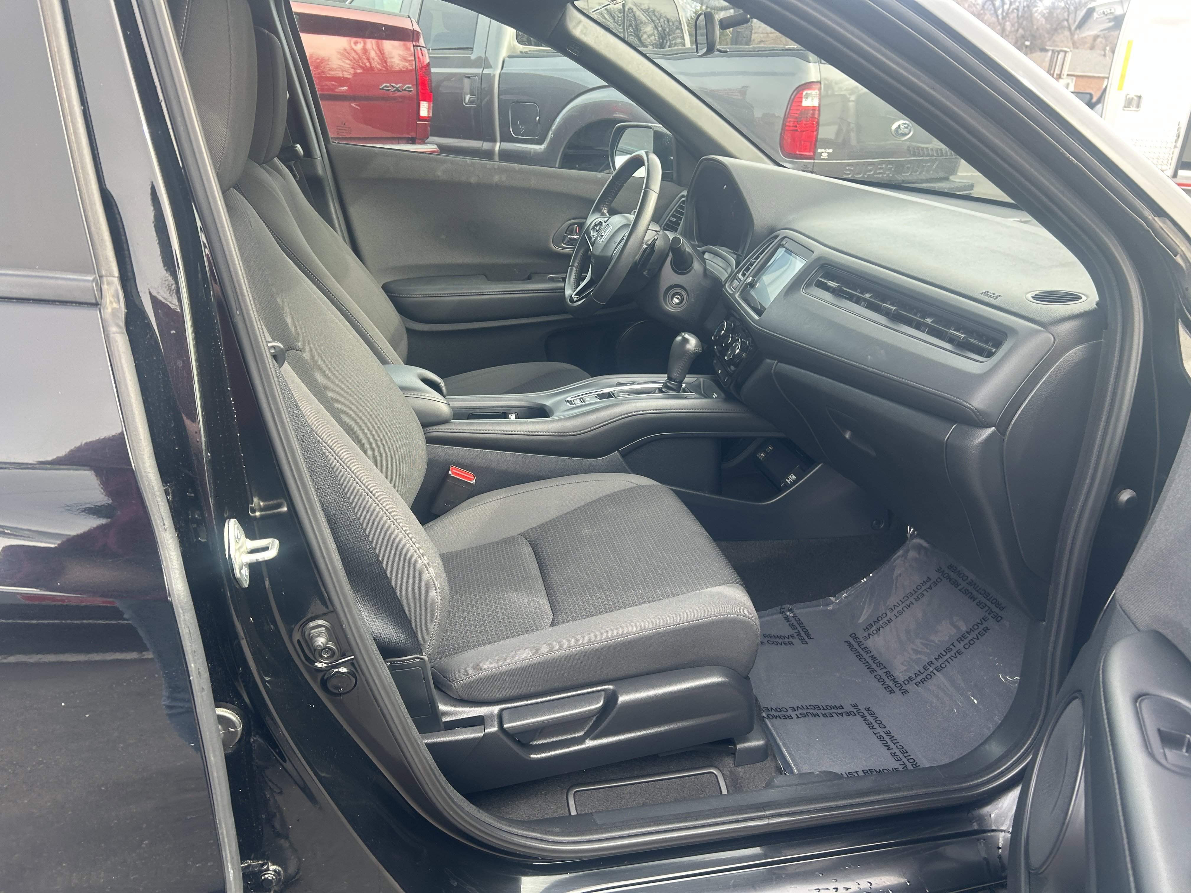 Used 2021 Honda HR-V Sport image 9