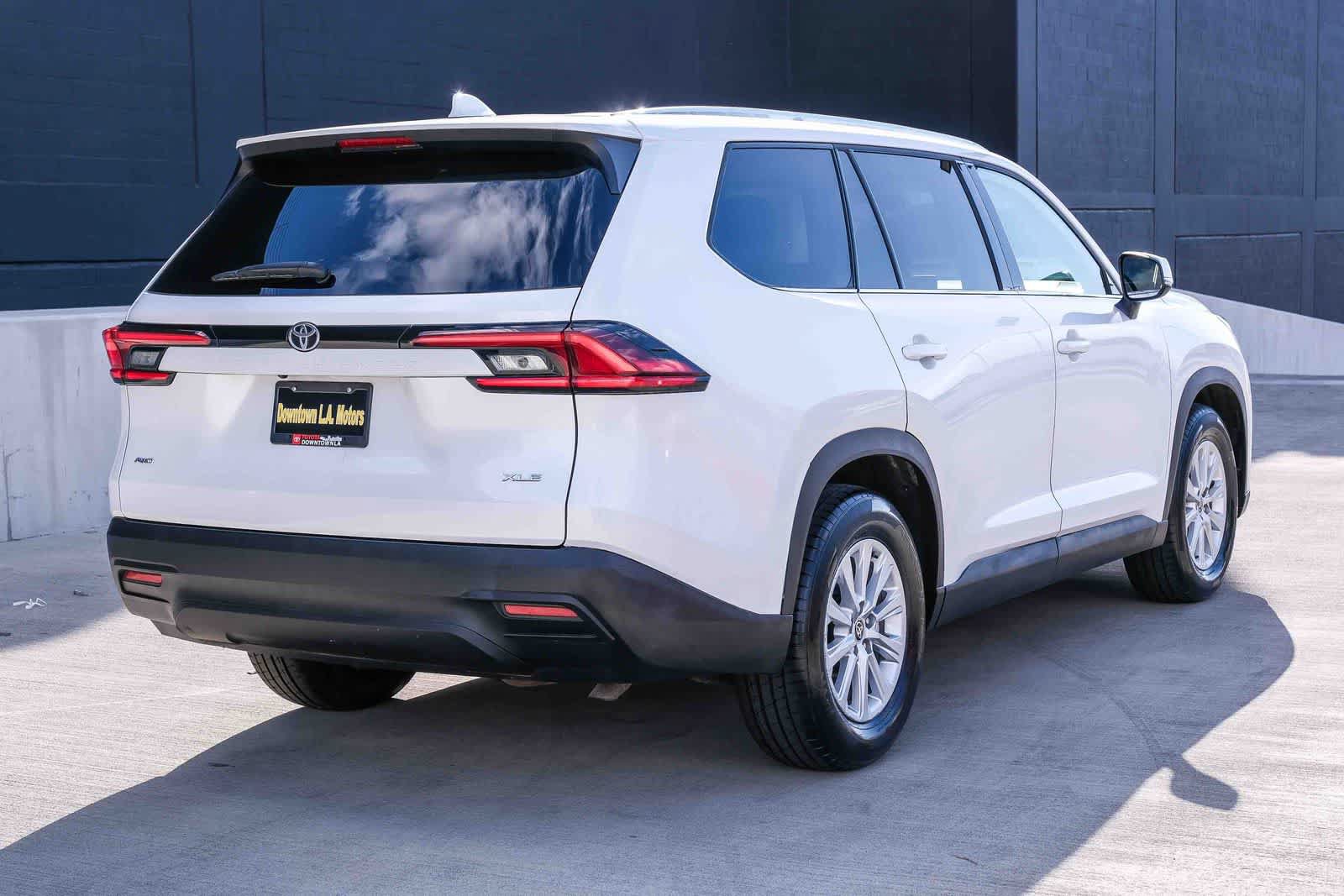 Certified 2025 Toyota Grand Highlander AWD image 4