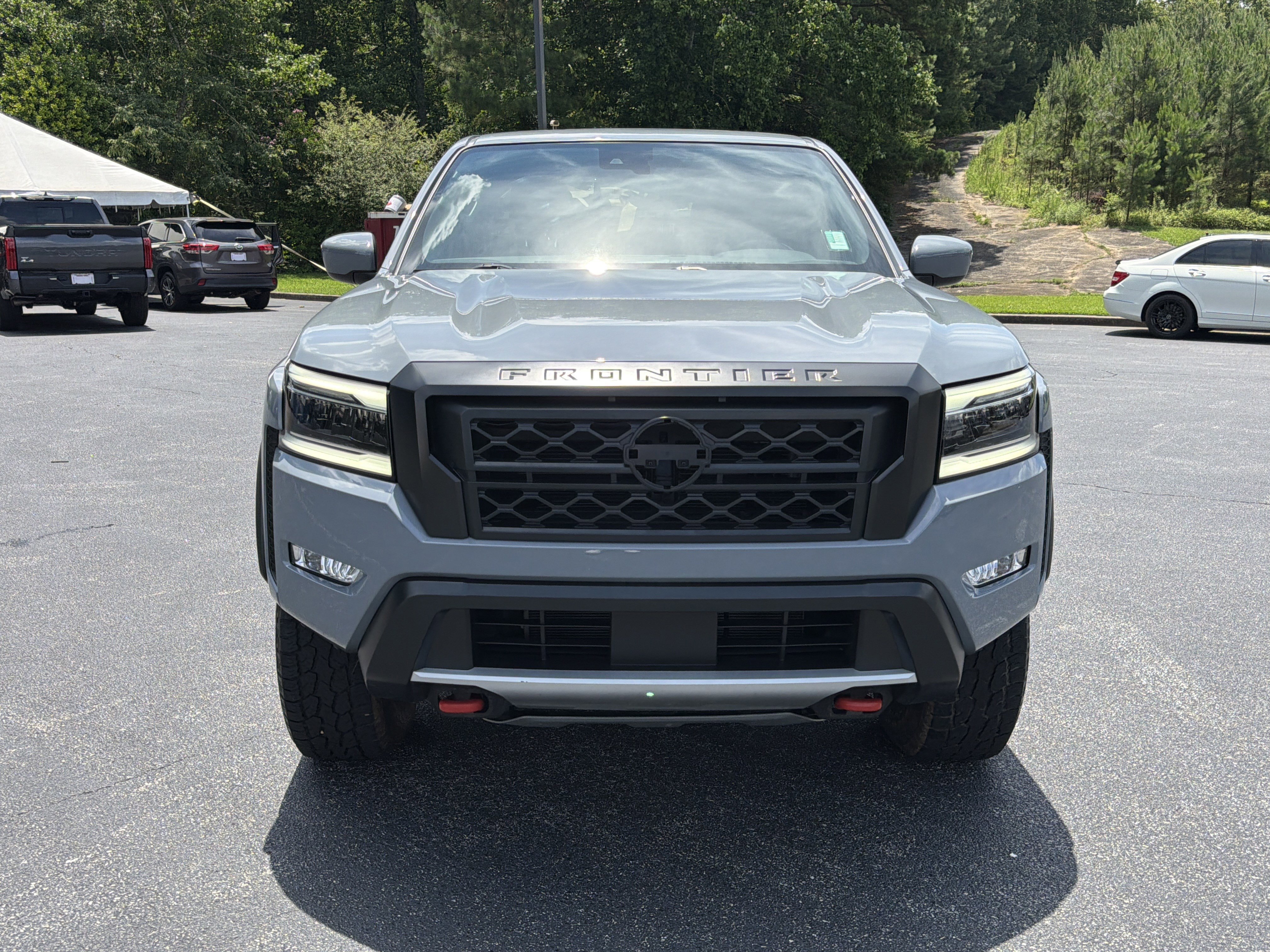Used 2024 Nissan Frontier PRO-4X w/ Technology Package AWD/4WD image 2