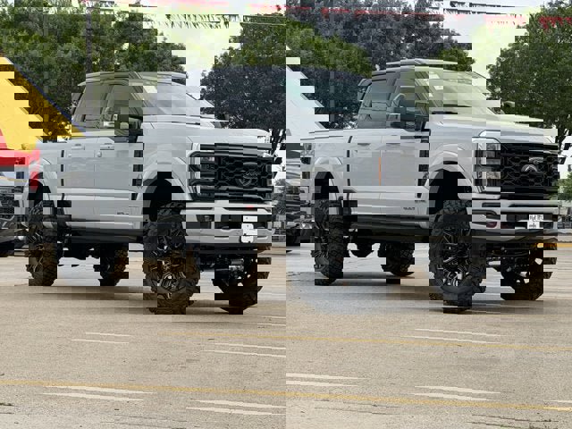 New 2026 Ford F250 Lariat w/ Black Appearance Package AWD/4WD image 2