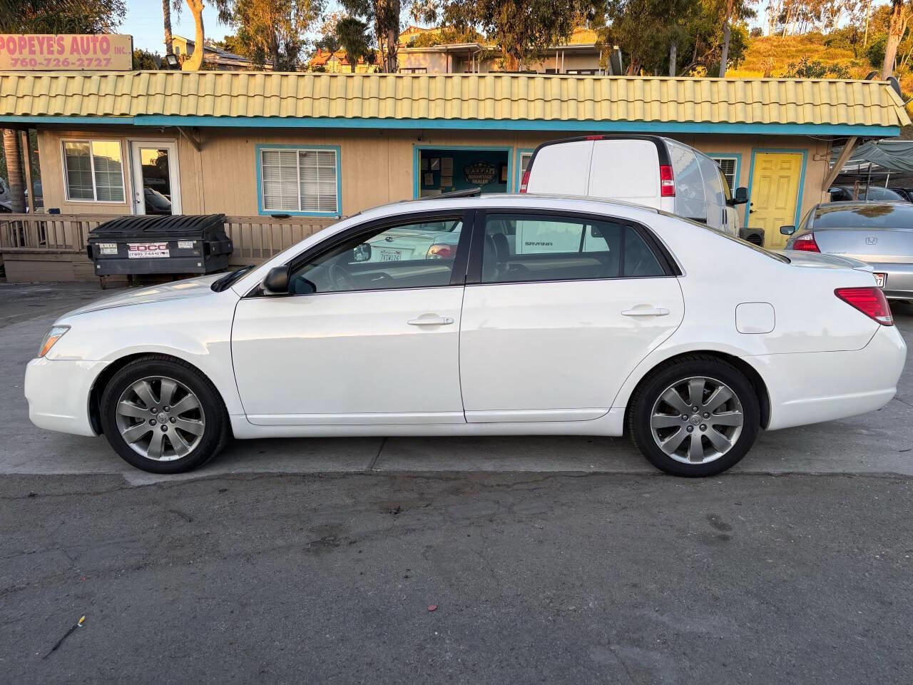 Used 2006 Toyota Avalon XL FWD image 6