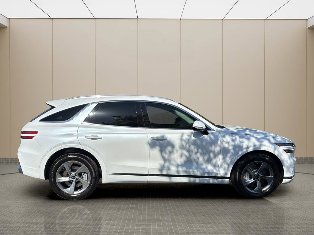 Certified 2026 Genesis GV70 2.5T image 6