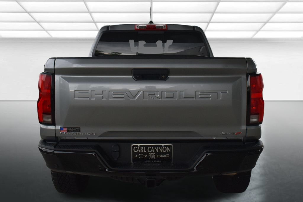 Used 2024 Chevrolet Colorado ZR2 w/ ZR2 Convenience Package III AWD/4WD image 10
