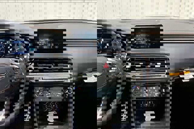 New 2026 Genesis G70 3.3T Prestige image 7