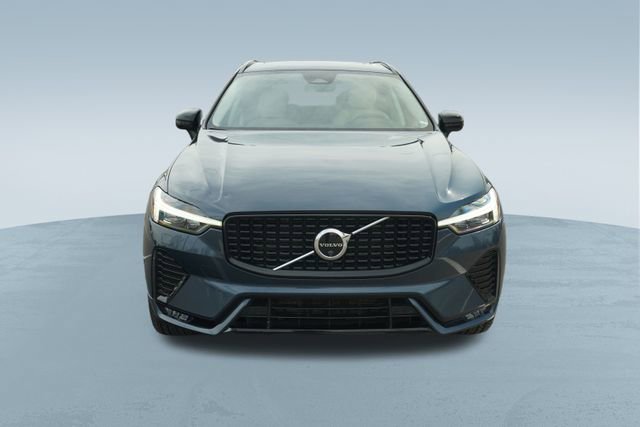 Used 2024 Volvo XC60 B5 Plus w/ Protection Package Premier video 2