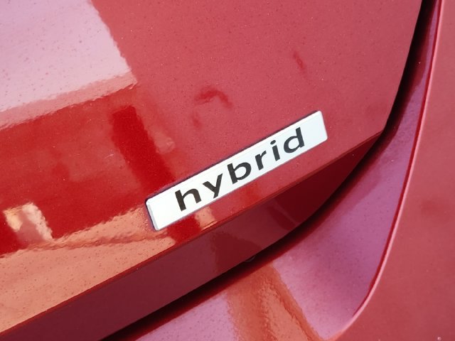 Used 2024 Hyundai Elantra Limited FWD image 10