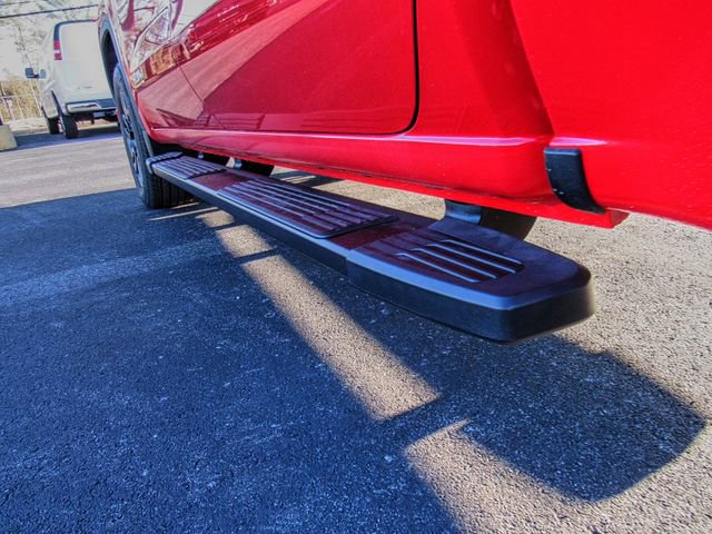 New 2025 GMC Sierra 1500 Elevation w/ LPO, Elevation Black Package image 9