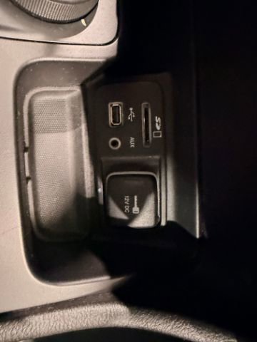 Used 2018 Jeep Cherokee Latitude image 22