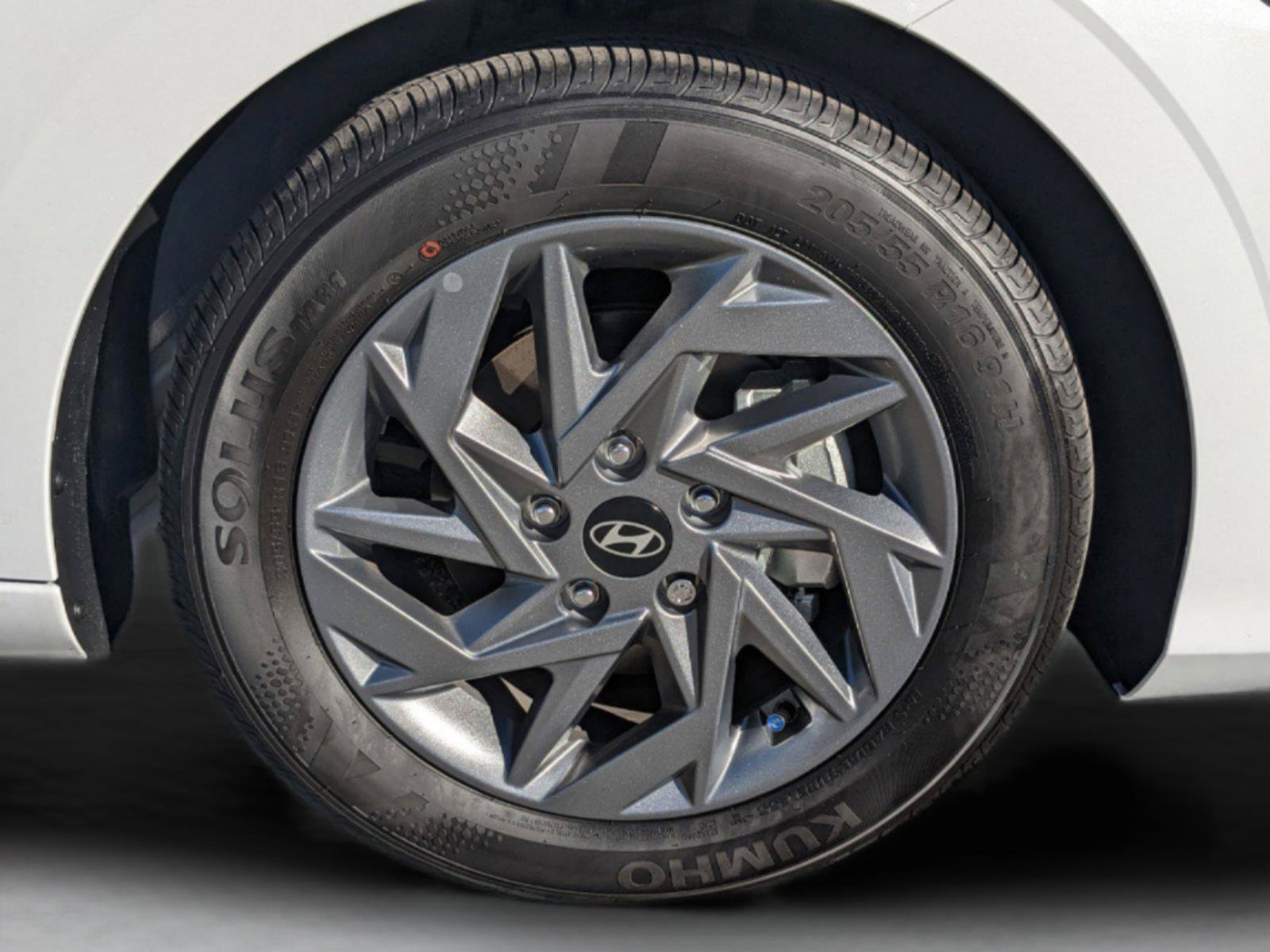 New 2026 Hyundai Elantra Sport FWD image 14
