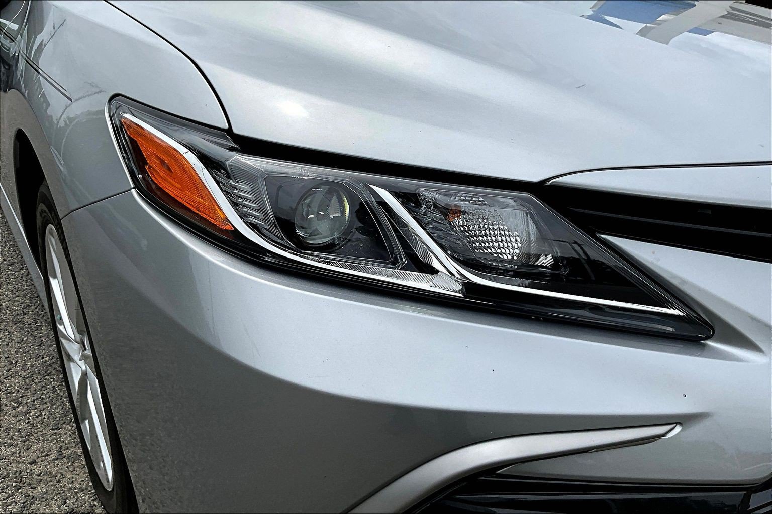 Used 2023 Toyota Camry LE AWD/4WD image 29