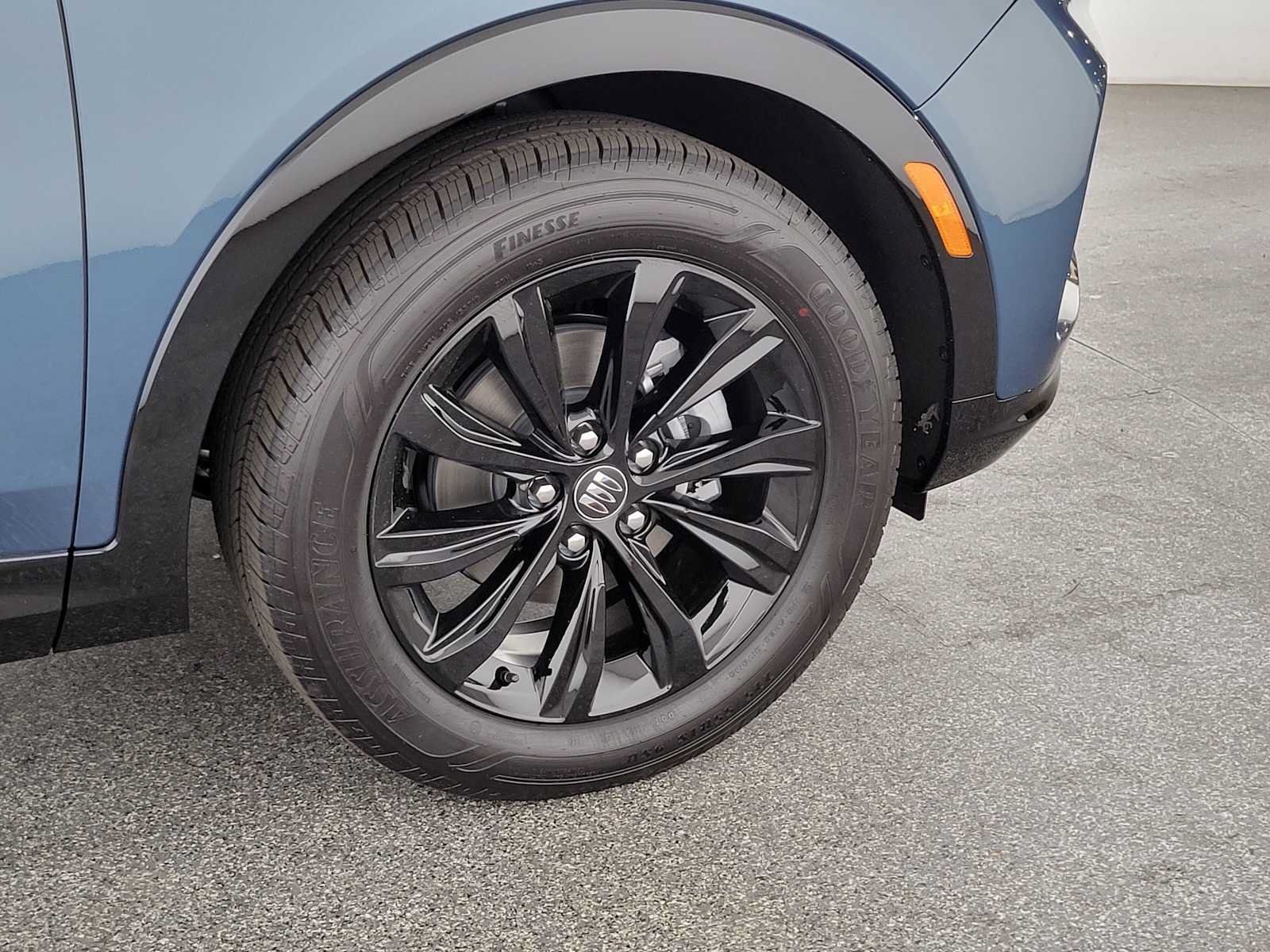 New 2026 Buick Envista Sport Touring w/ Convenience I Package FWD image 9