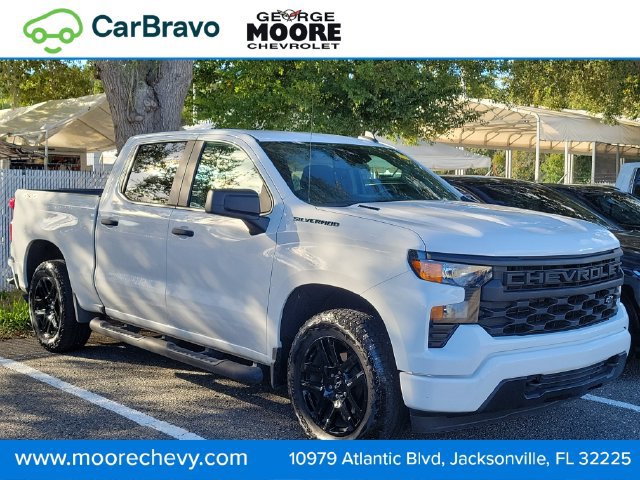 Used 2025 Chevrolet Silverado 1500 Custom w/ Turbomax Blackout Package AWD/4WD image 1