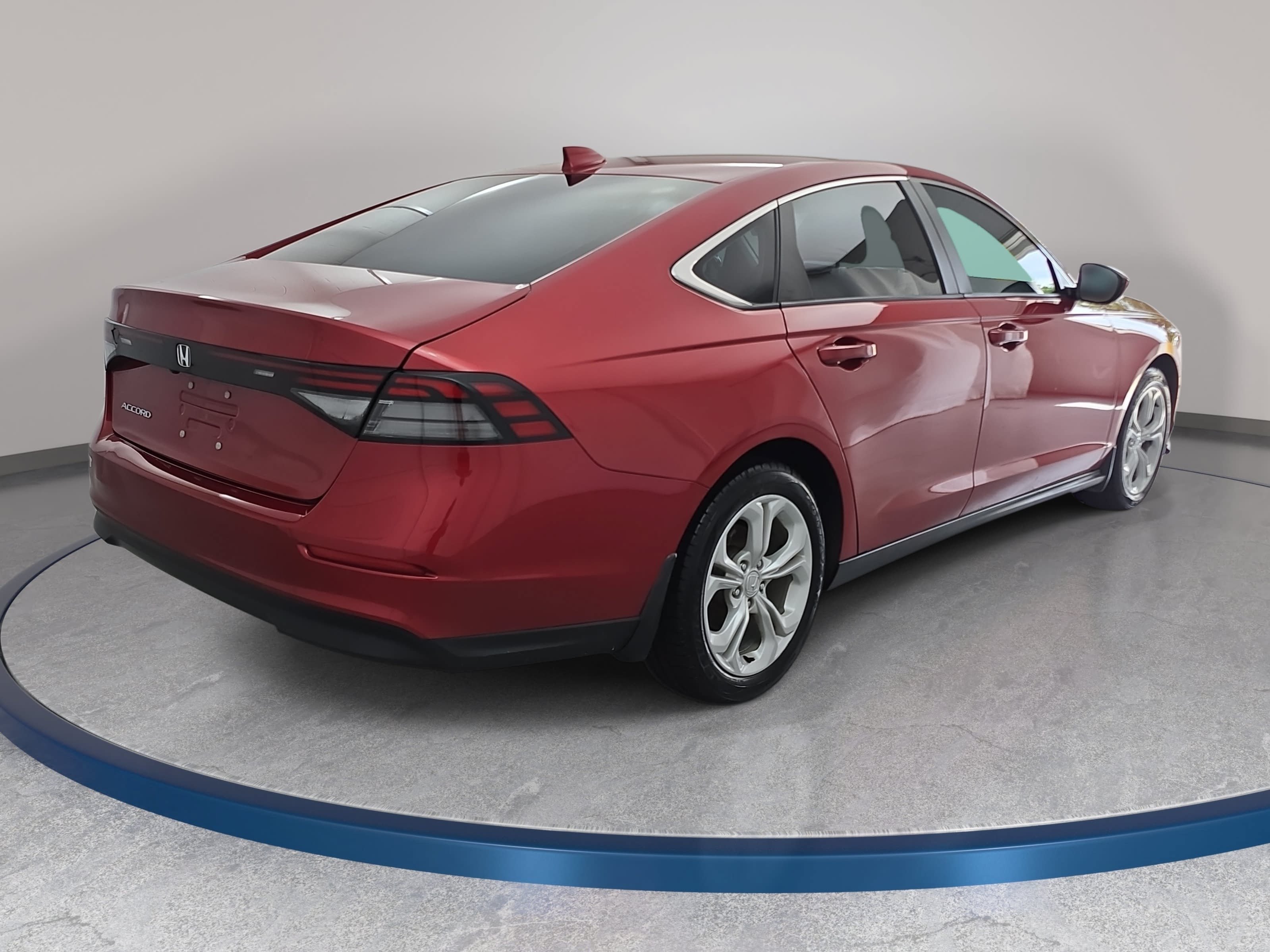 Certified 2023 Honda Accord LX image 5
