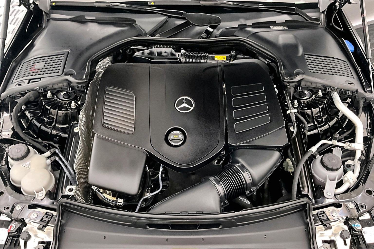 Certified 2023 Mercedes-Benz C 300 Sedan image 9