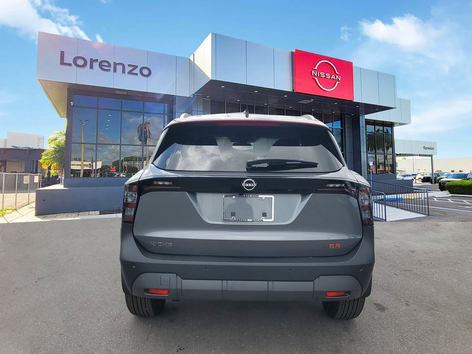 New 2026 Nissan Kicks SR FWD image 5