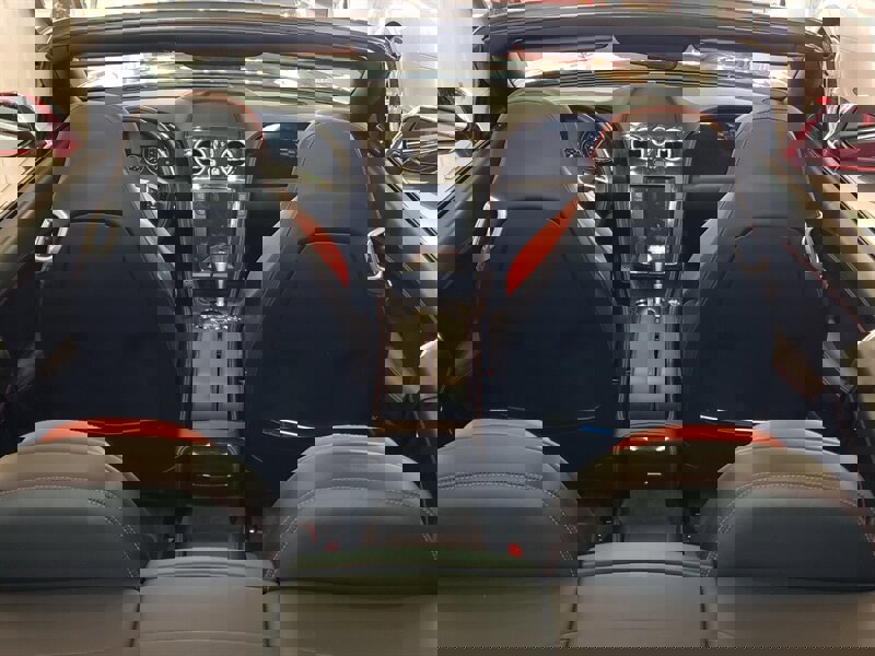 Used 2017 Bentley Continental GT image 9