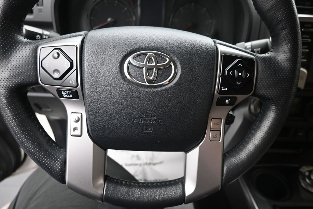 Used 2023 Toyota 4Runner SR5 Premium w/ Moonroof Package AWD/4WD image 16