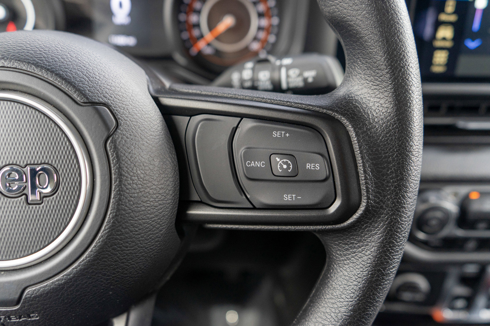 Used 2025 Jeep Wrangler Sport AWD/4WD image 22