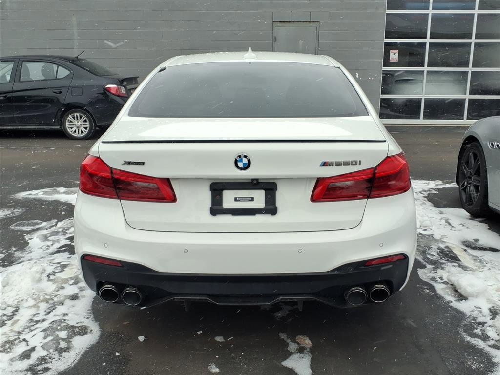 Used 2018 BMW M550i xDrive image 5