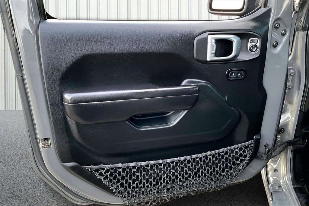 Used 2021 Jeep Wrangler Unlimited Sport w/ Technology Group image 19