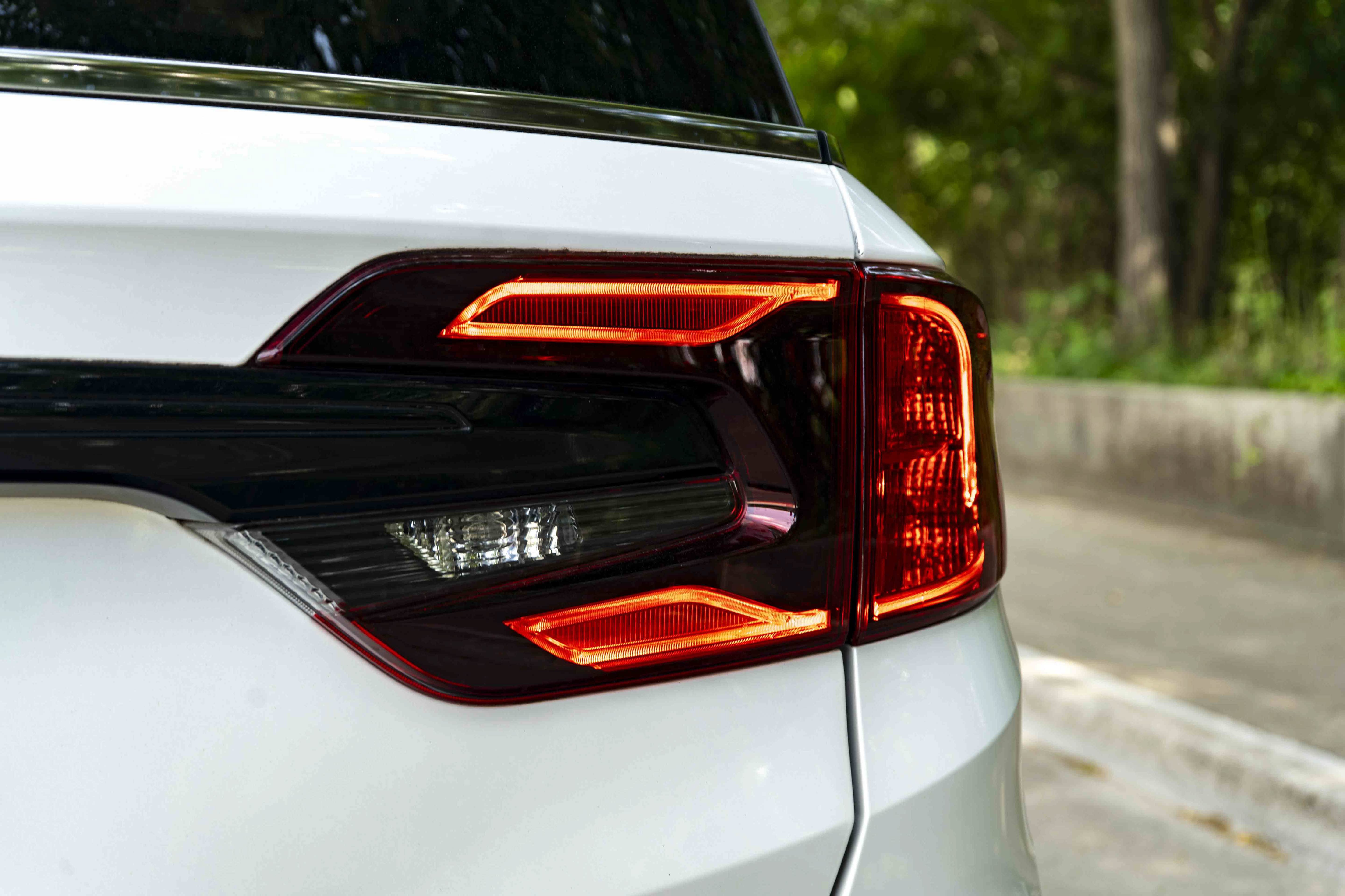 Certified 2025 Honda Odyssey Elite image 13