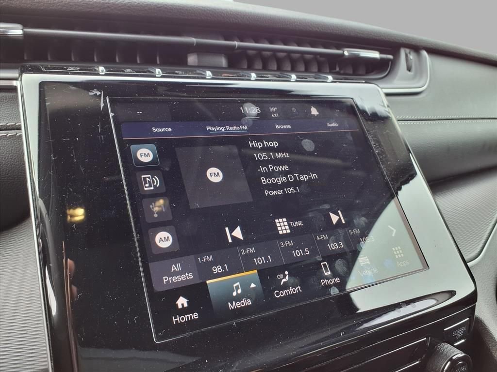 Used 2023 Jeep Grand Cherokee Laredo image 5