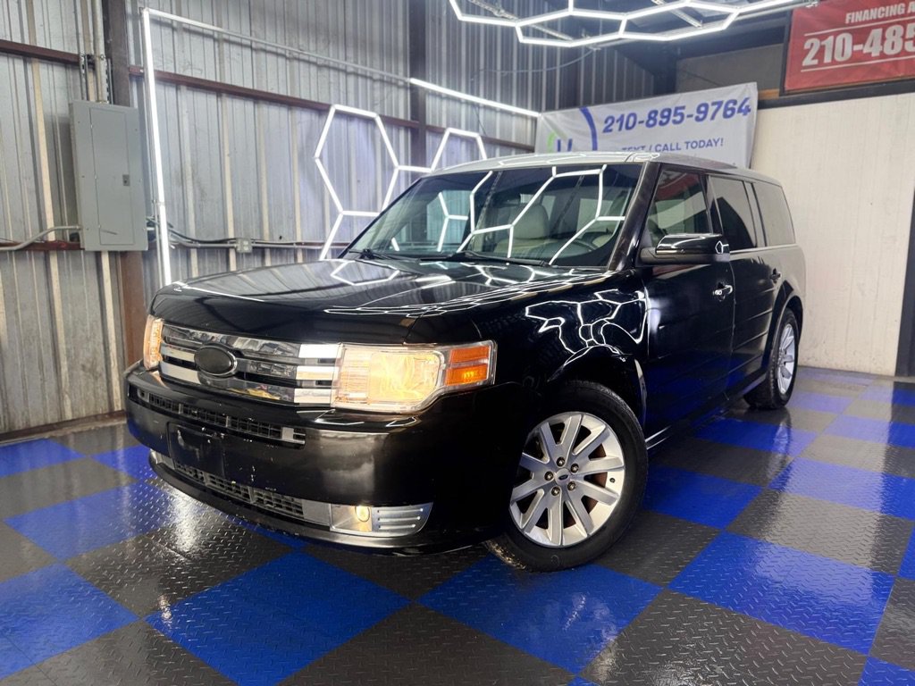 Used 2011 Ford Flex SEL w/ Rapid Spec Order Code FWD image 5