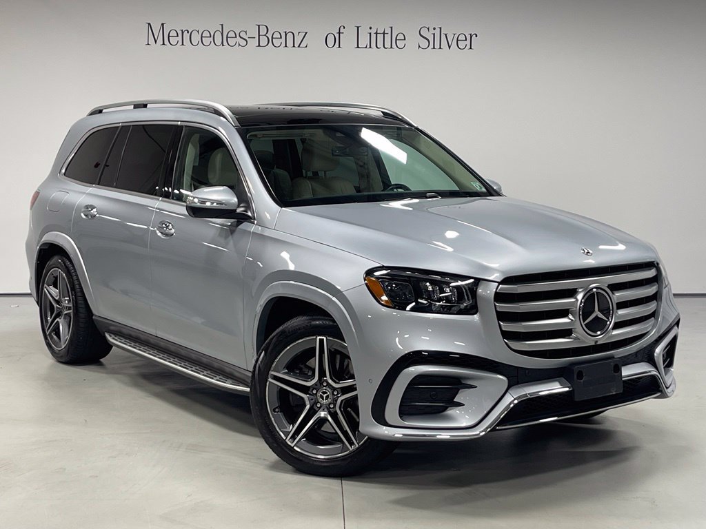 Used 2024 Mercedes-Benz GLS 450 4MATIC image 8