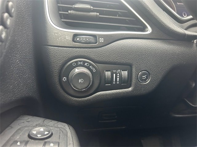 Used 2021 Jeep Cherokee Trailhawk w/ Premium Leather Package image 21