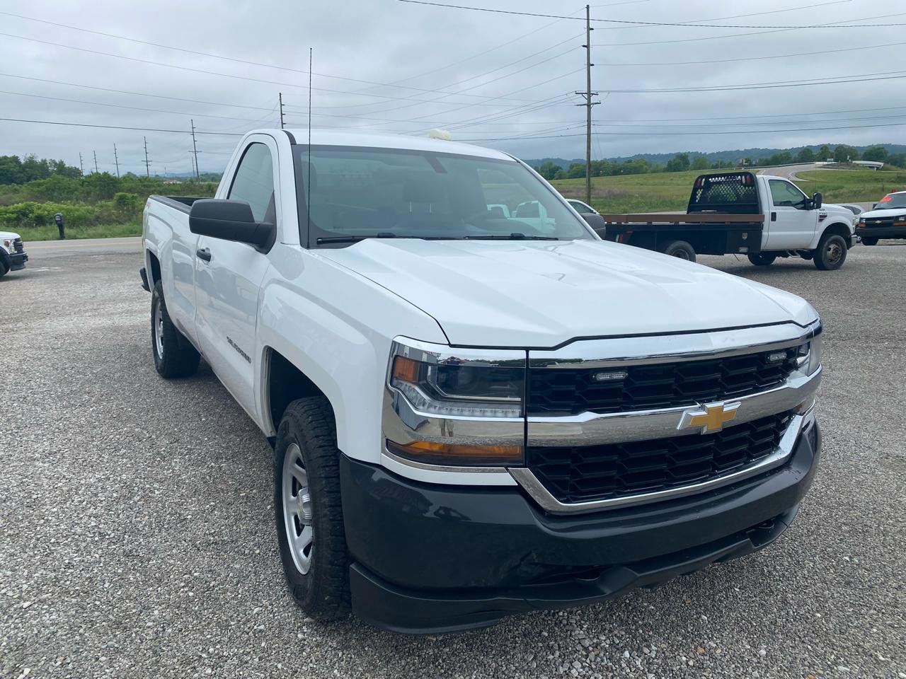 Used 2018 Chevrolet Silverado 1500 W/T w/ WT Convenience Package AWD/4WD image 4